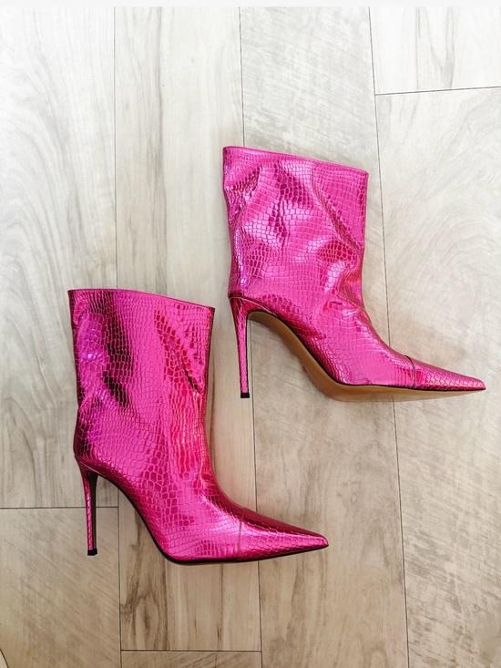 Alexandre Vauthier Shoes - Alexandre Vauthier 
crocodile-effect 105mm ankle boots